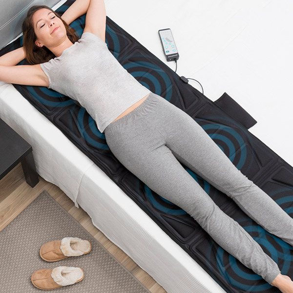 Hele-krops måtter med massage 14W sort