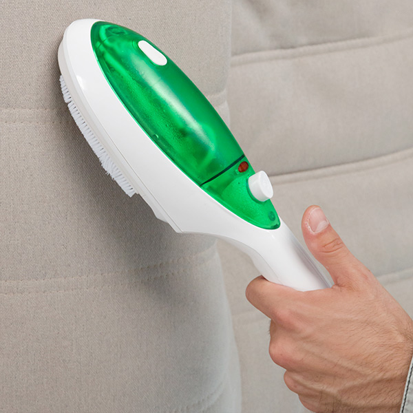 Dampstrygejern i vertikal model, 1000W (hvid/grøn)