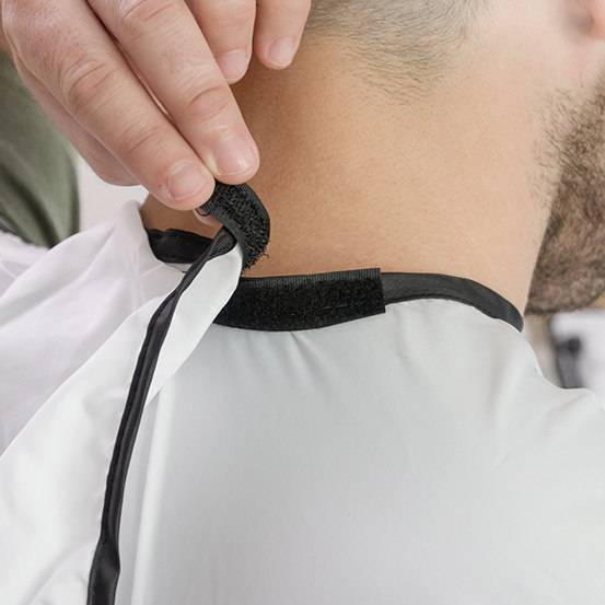 Skægforklæde til trimning